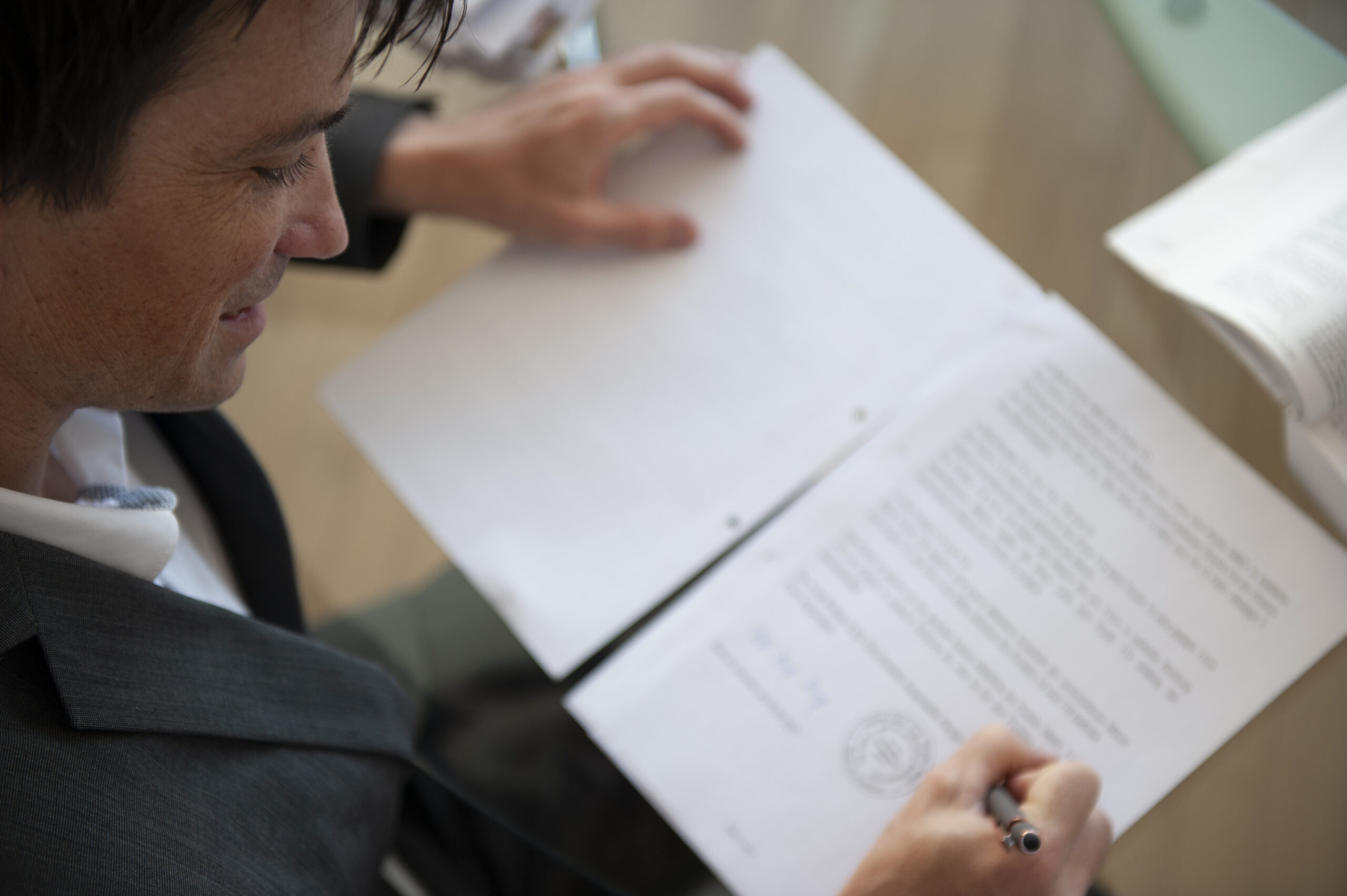 Peter Rittinger mit dem Erbrecht Formular